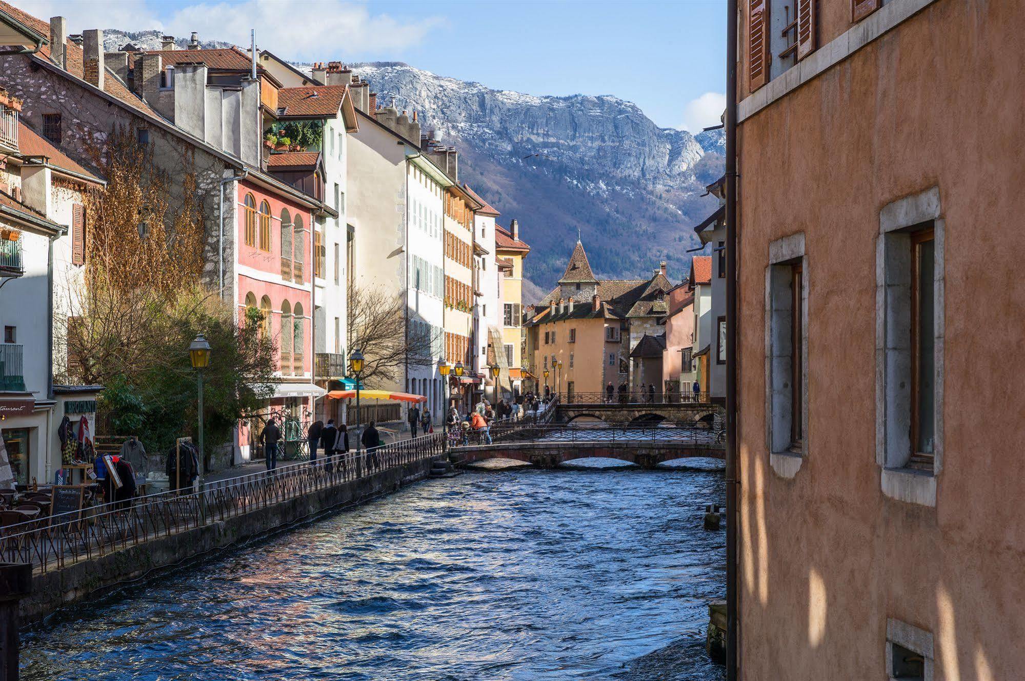 Les Loges Annecy Vieille Ville Exteriér fotografie